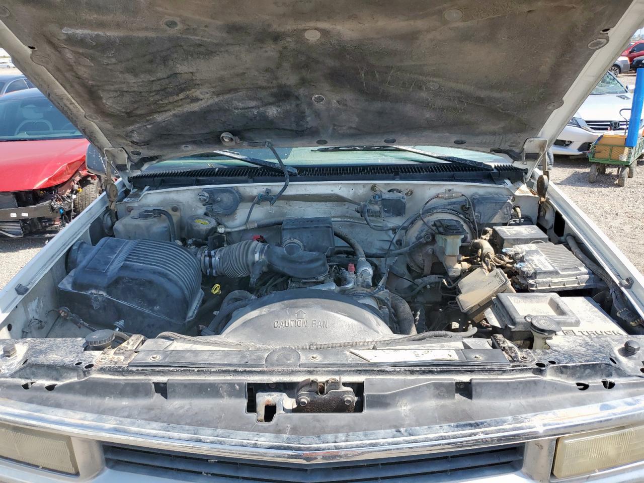 1996 Chevrolet Gmt-400 K1500 VIN: 2GCEK19R6T1225328 Lot: 57001855