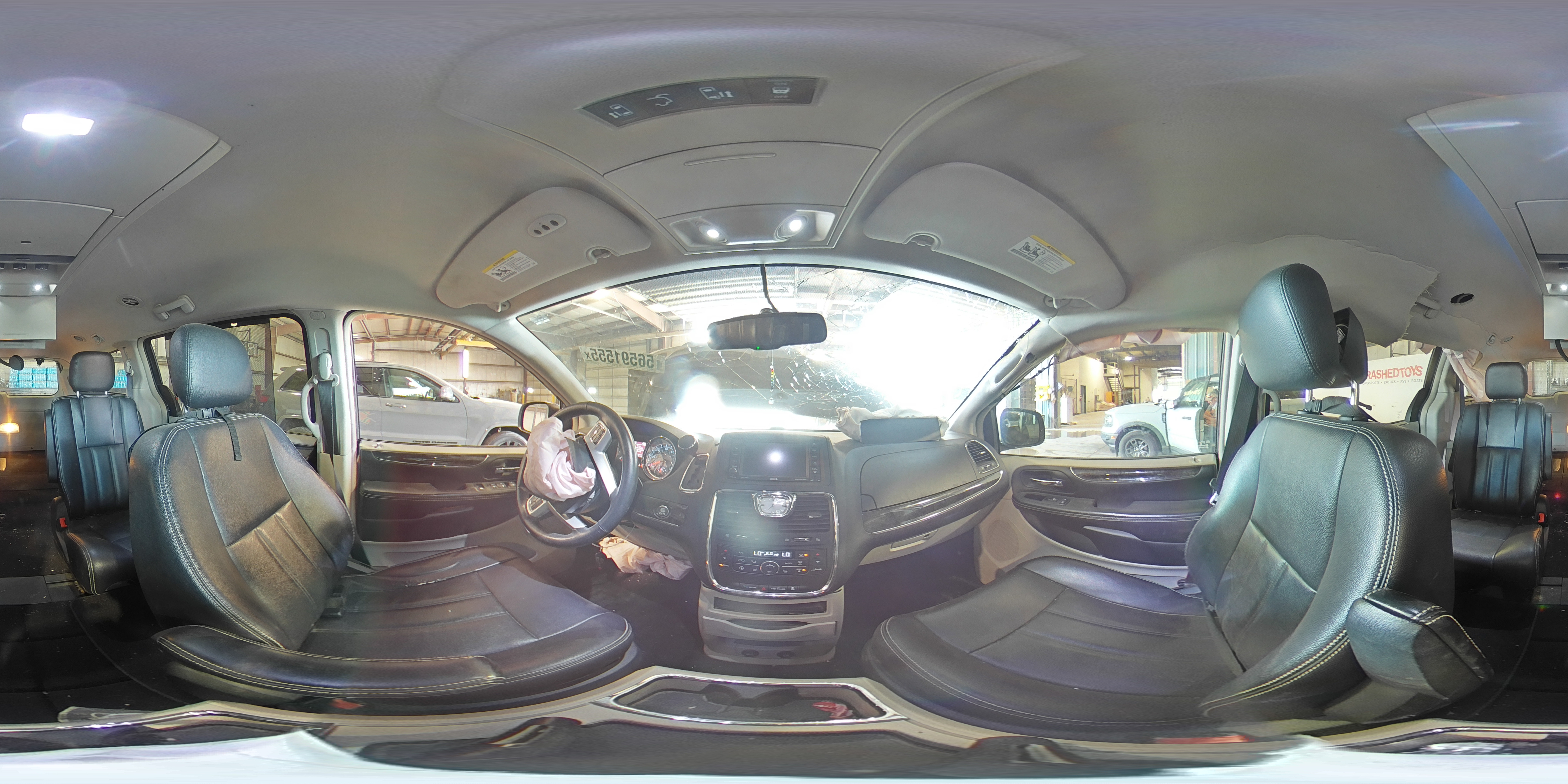 2015 Chrysler Town & Country Touring VIN: 2C4RC1BG5FR699770 Lot: 56591555