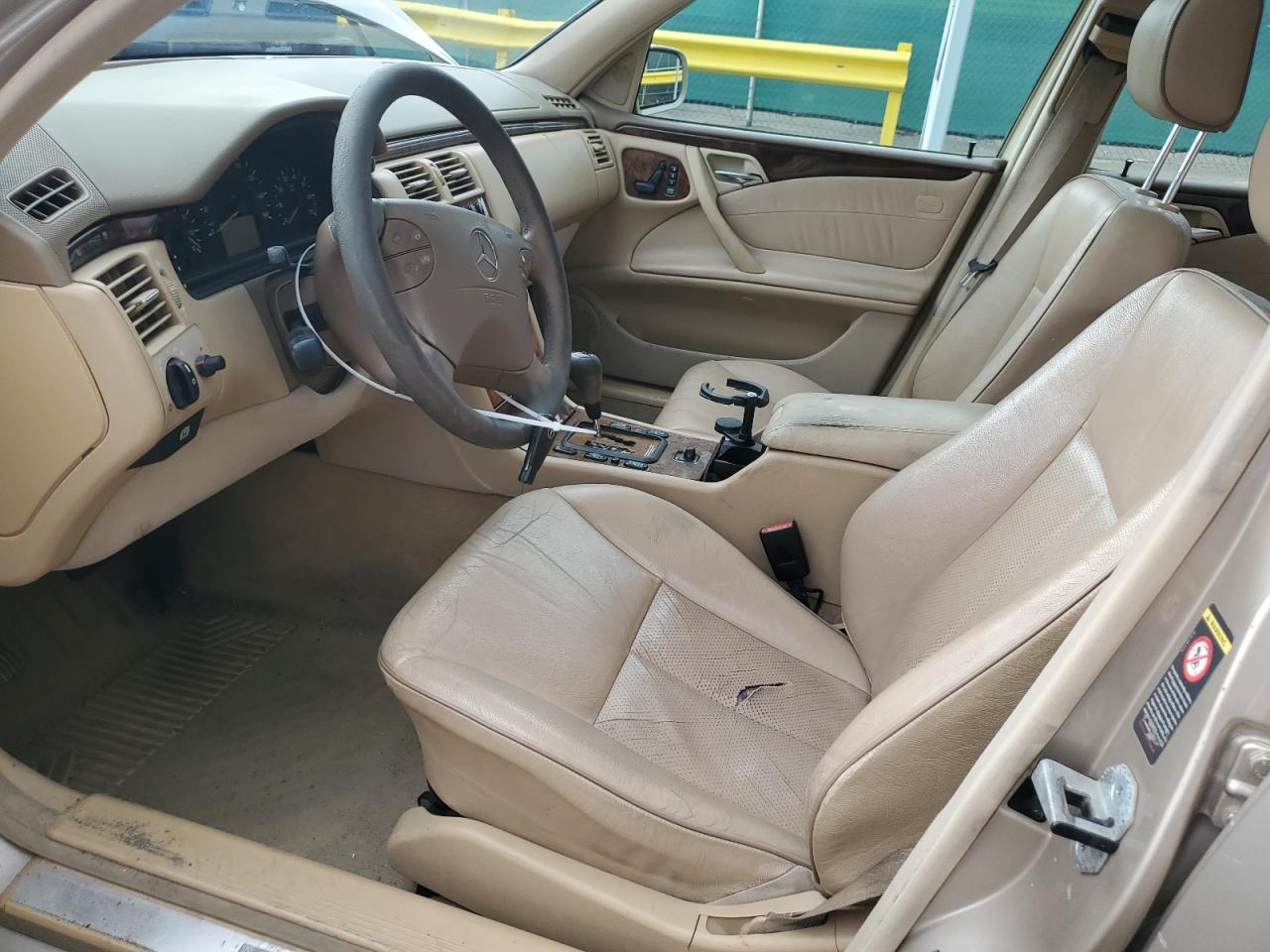 2000 Mercedes-Benz E 320 4Matic VIN: WDBJH82J7YX041308 Lot: 57143515