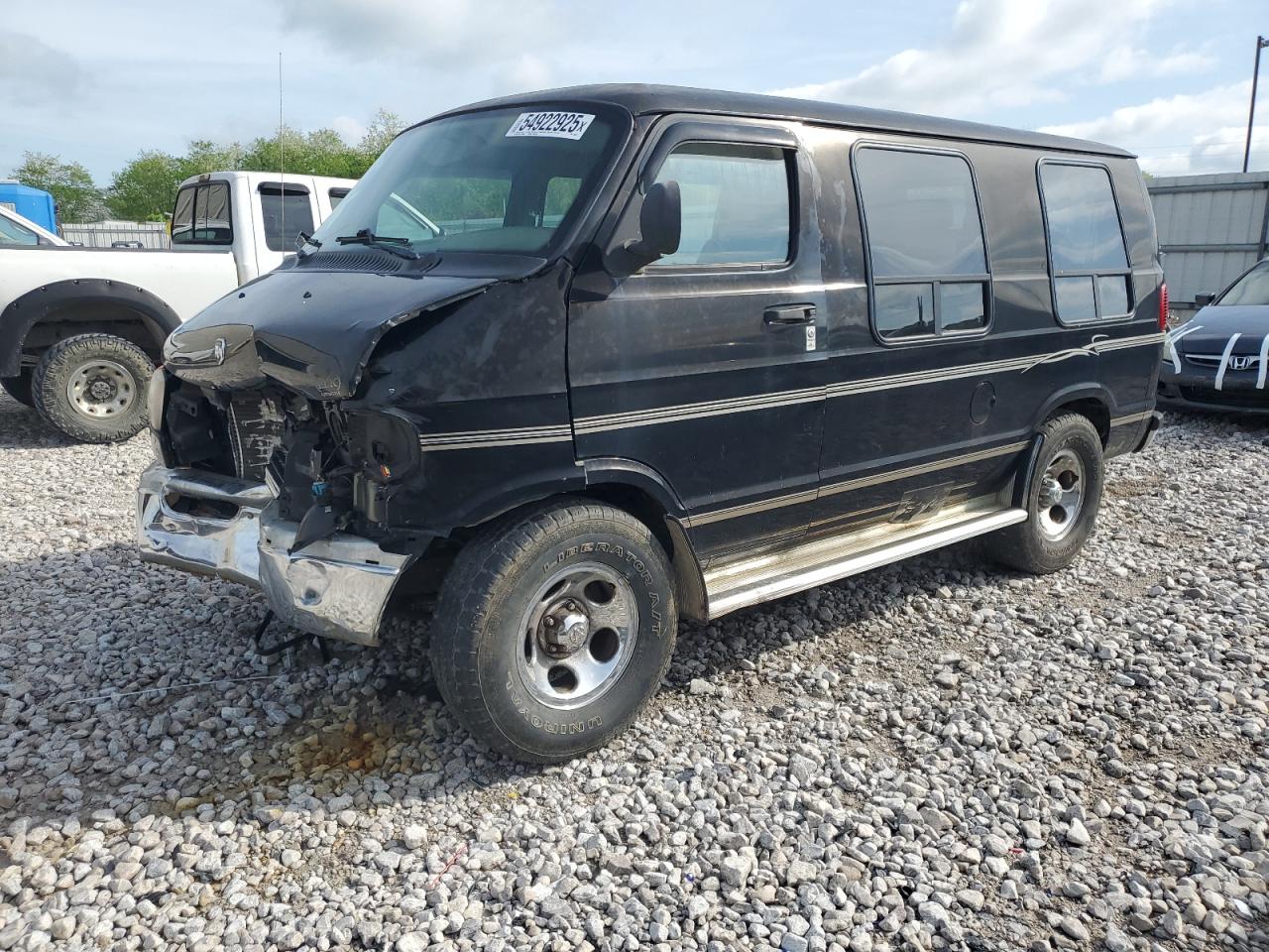 2003 Dodge Ram Van B1500 for Sale in Lawrenceburg, KY - Front End