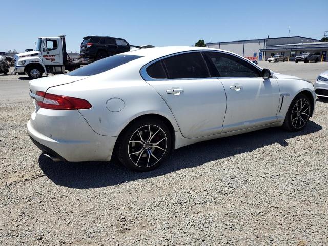  JAGUAR XF 2015 Белый