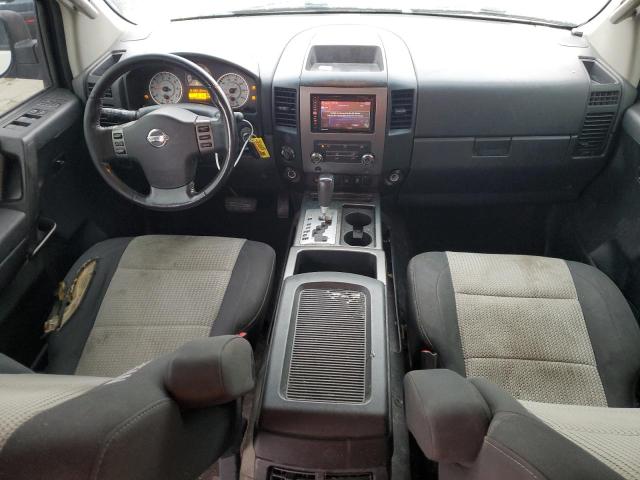  NISSAN TITAN 2012 Biały