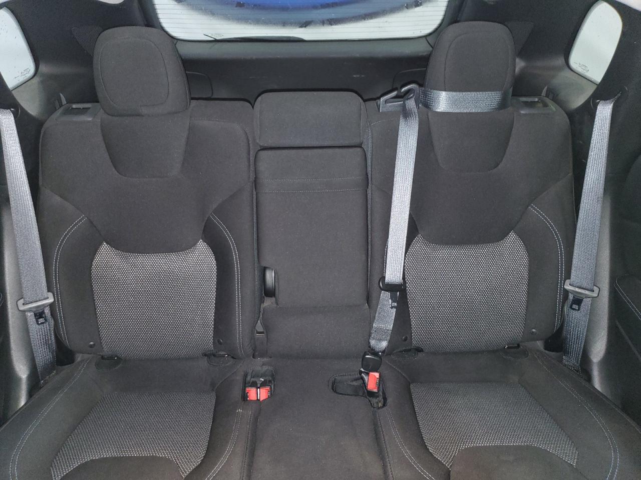 2019 Jeep Cherokee Latitude VIN: 1C4PJLCB2KD215403 Lot: 56732055