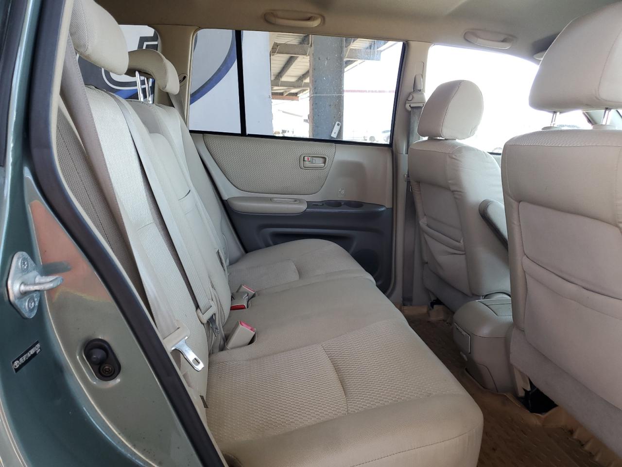 2004 Toyota Highlander Base VIN: JTEGP21A740016209 Lot: 56894165