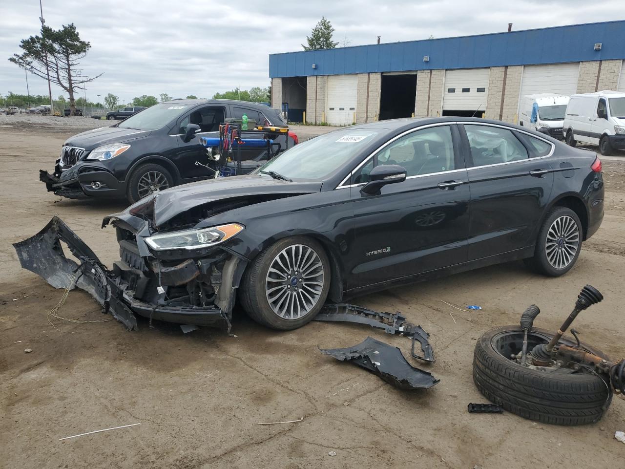 2017 Ford Fusion Titanium Hev للبيع في Woodhaven، MI - Front End