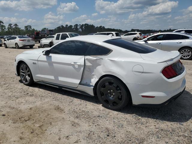  FORD MUSTANG 2021 Biały