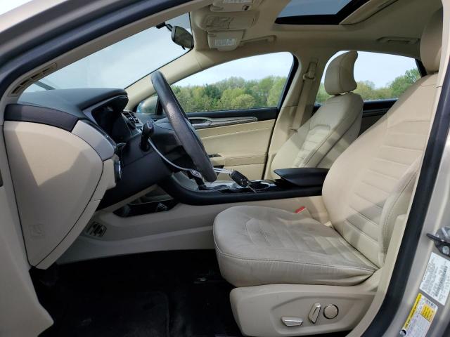 Sedans FORD FUSION 2015 Srebrny