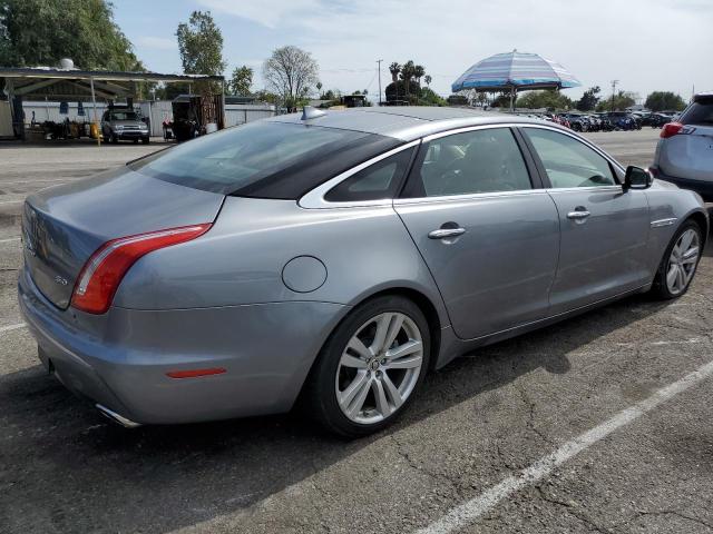  JAGUAR XJ 2013 Srebrny