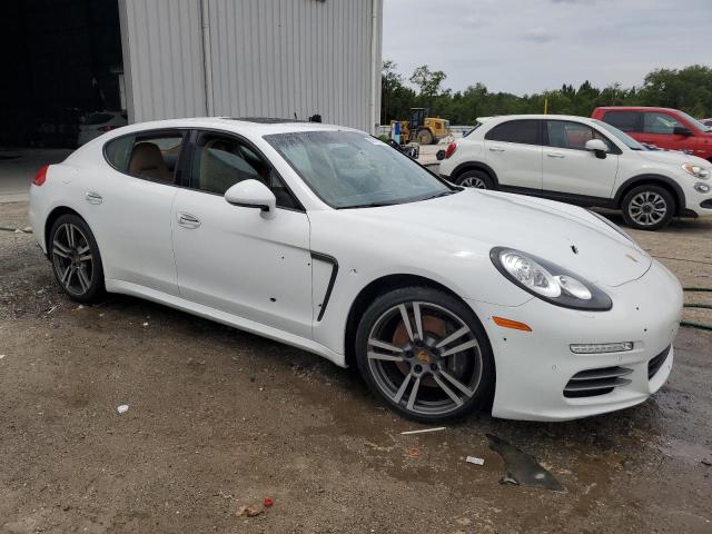  PORSCHE PANAMERA 2016 White