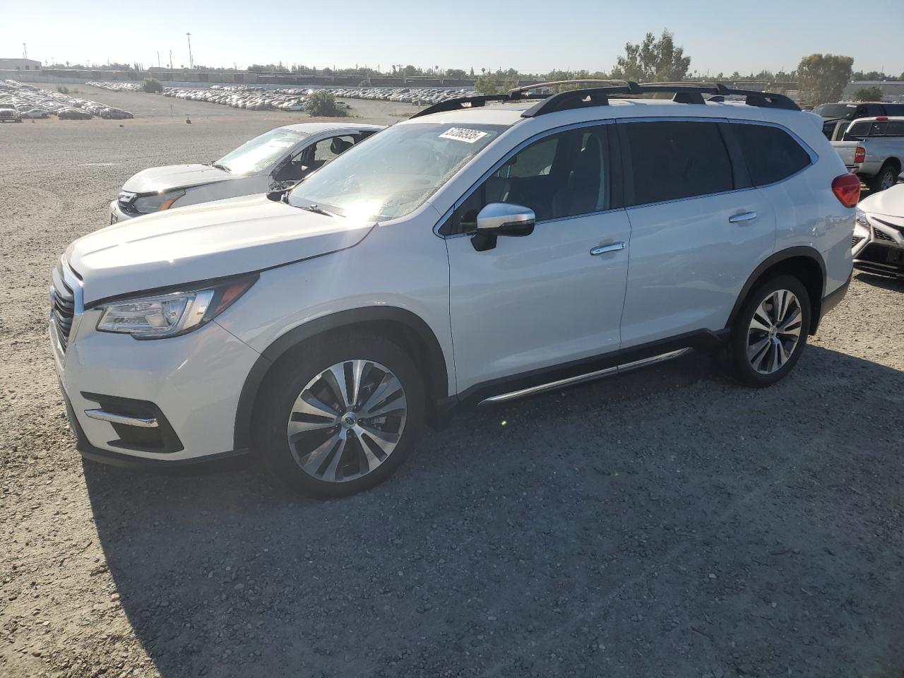 2019 Subaru Ascent Touring на продаже в Antelope, CA - Side