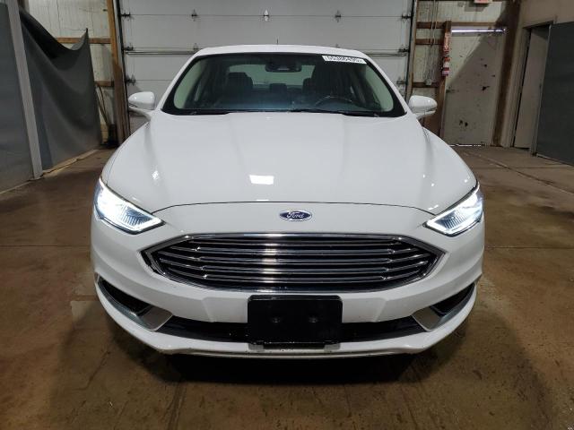  FORD FUSION 2018 Белый