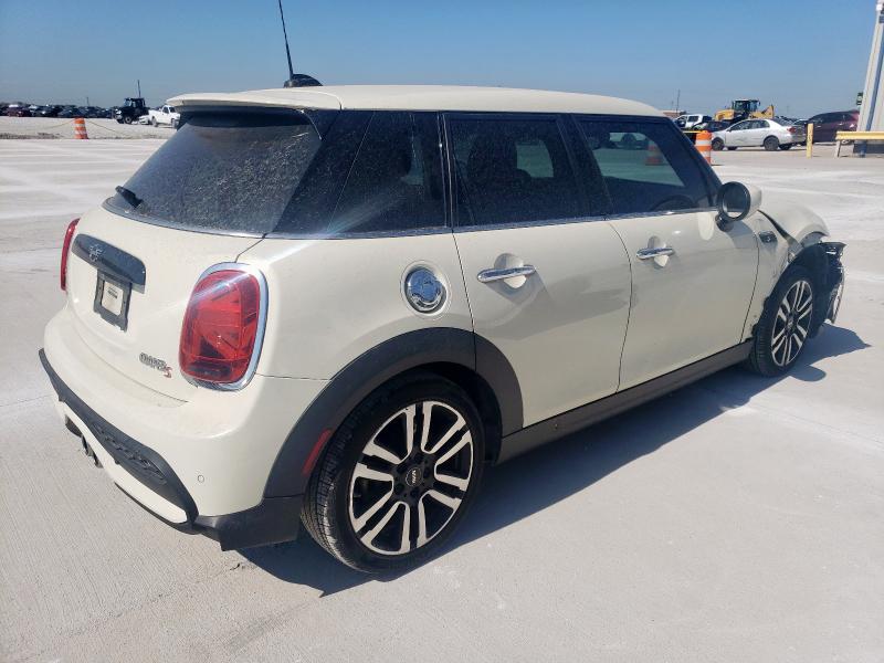  MINI COOPER 2022 Кремовий