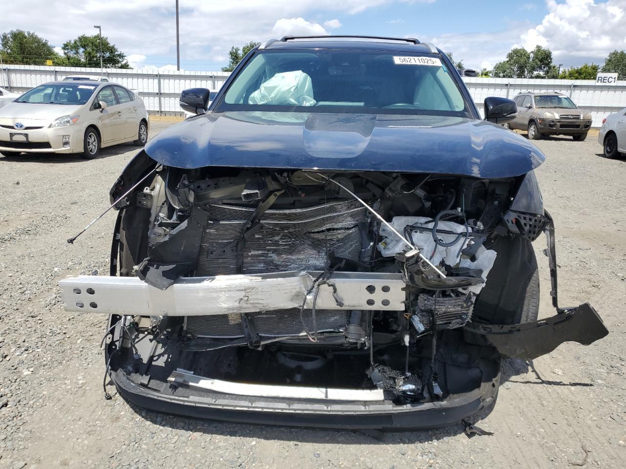 2022 Toyota Highlander Xle VIN: 5TDHZRBH0NS202972 Lot: 56211025