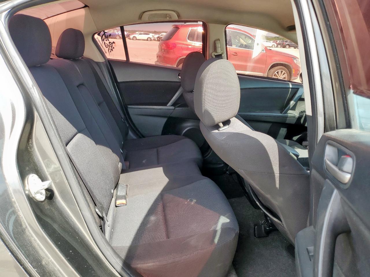 2011 Mazda 3 I VIN: JM1BL1VG2B1367488 Lot: 56121955