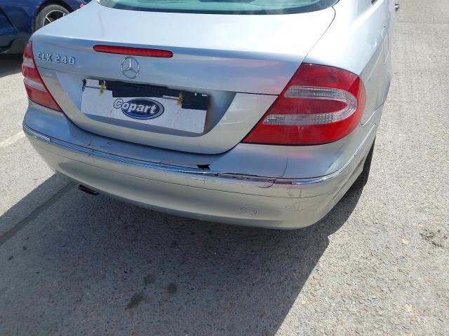 2002 MERCEDES BENZ CLK 240 EL