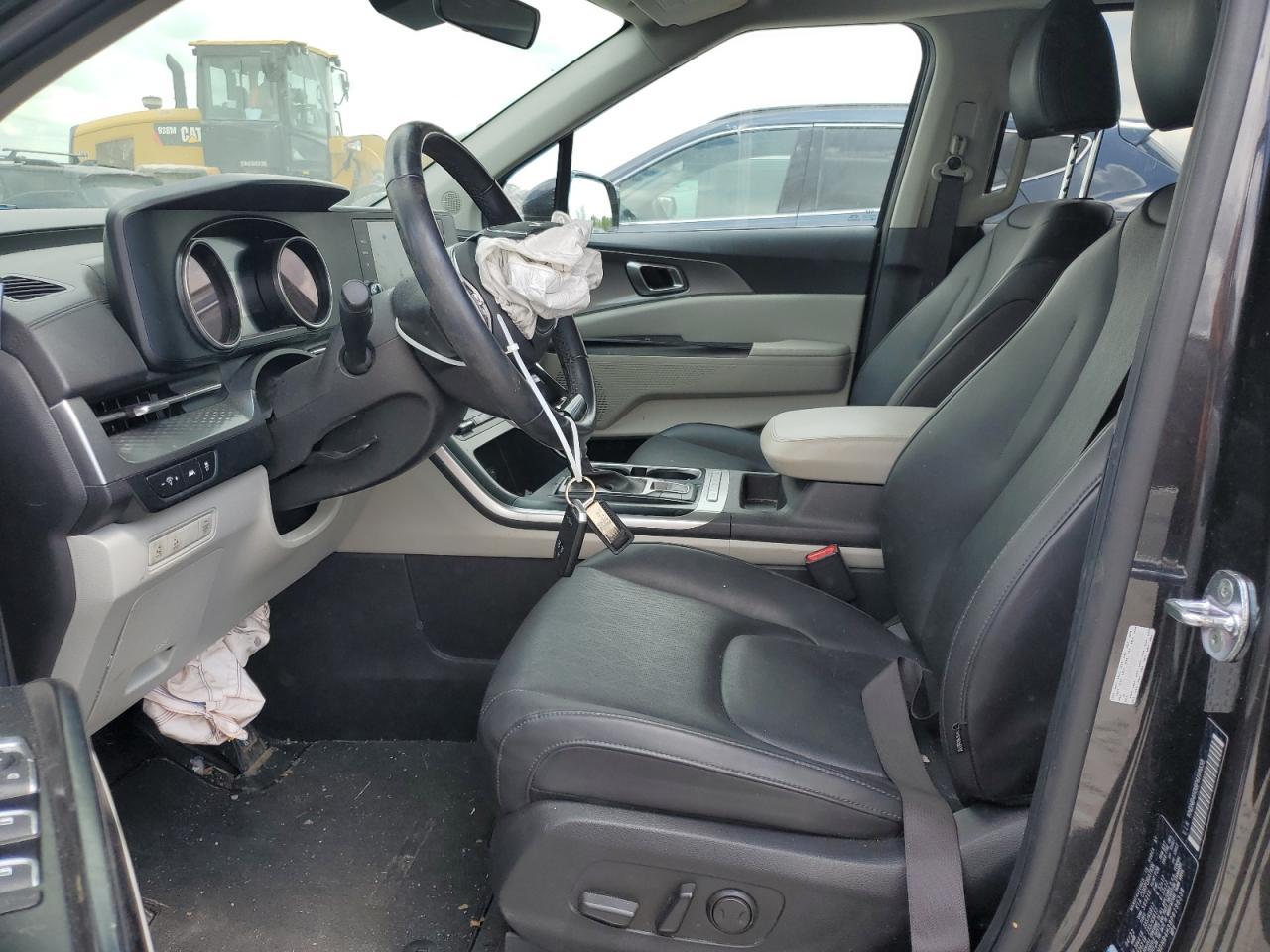 2023 Kia Carnival Lx VIN: KNDNB4H38P6198338 Lot: 56944875