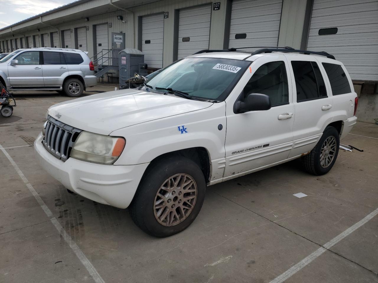 2004 Jeep Grand Cherokee Limited for Sale in Louisville, KY - Front End