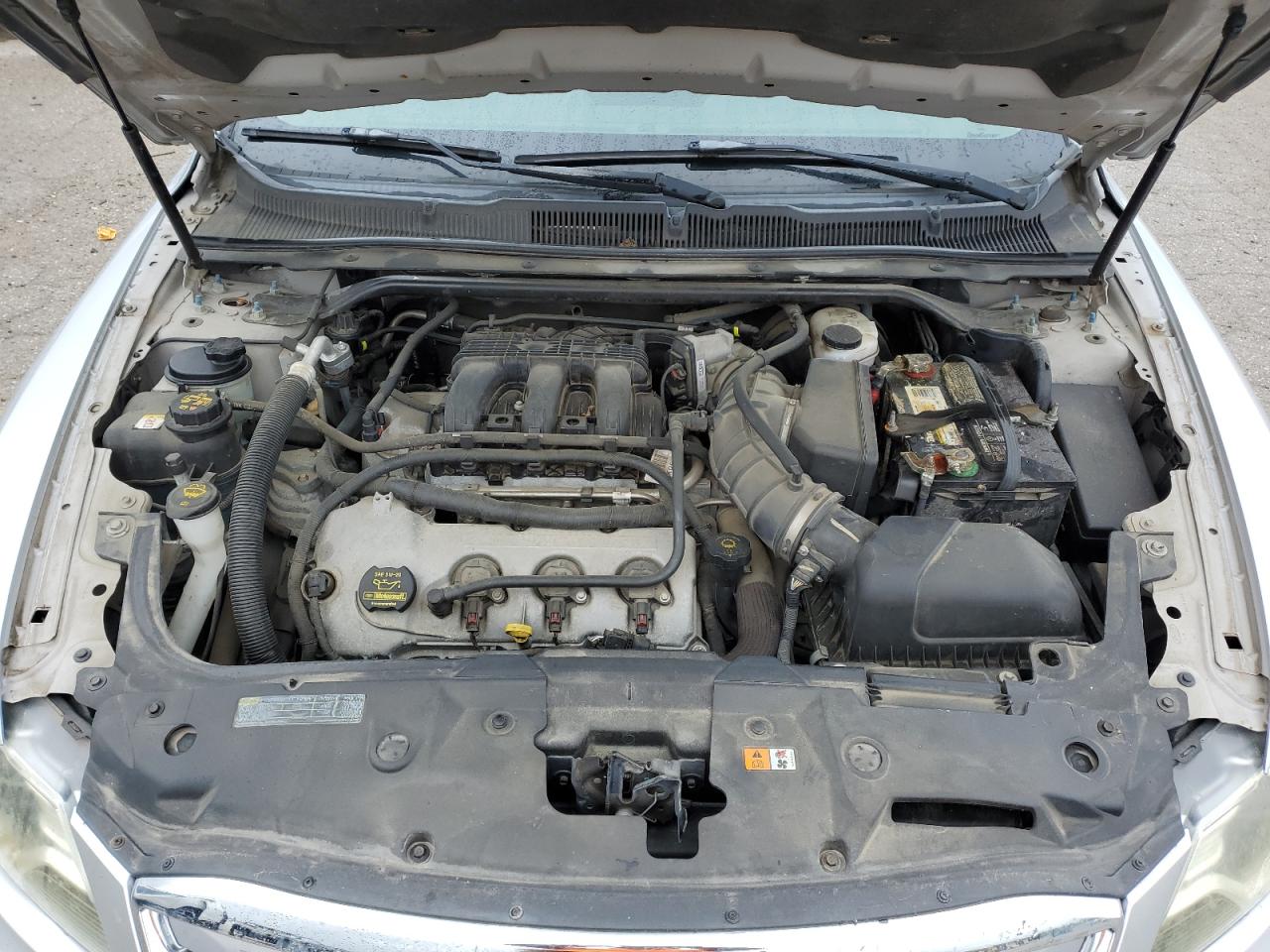 2010 Ford Taurus Se VIN: 1FAHP2DW0AG105001 Lot: 57647025