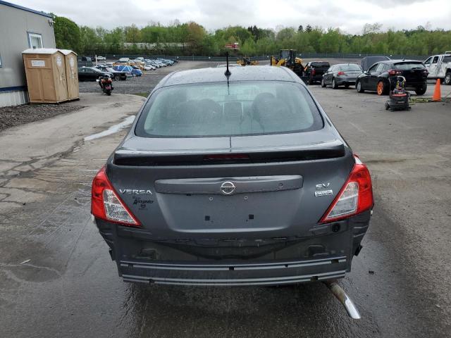  NISSAN VERSA 2018 Gray