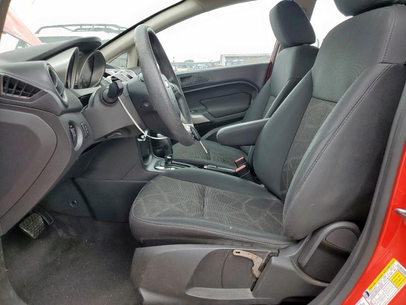 Hatchbacks FORD FIESTA 2012 Red