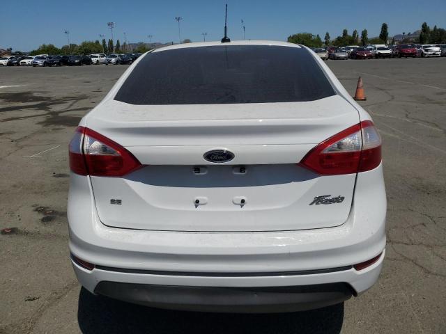 Седани FORD FIESTA 2015 Білий