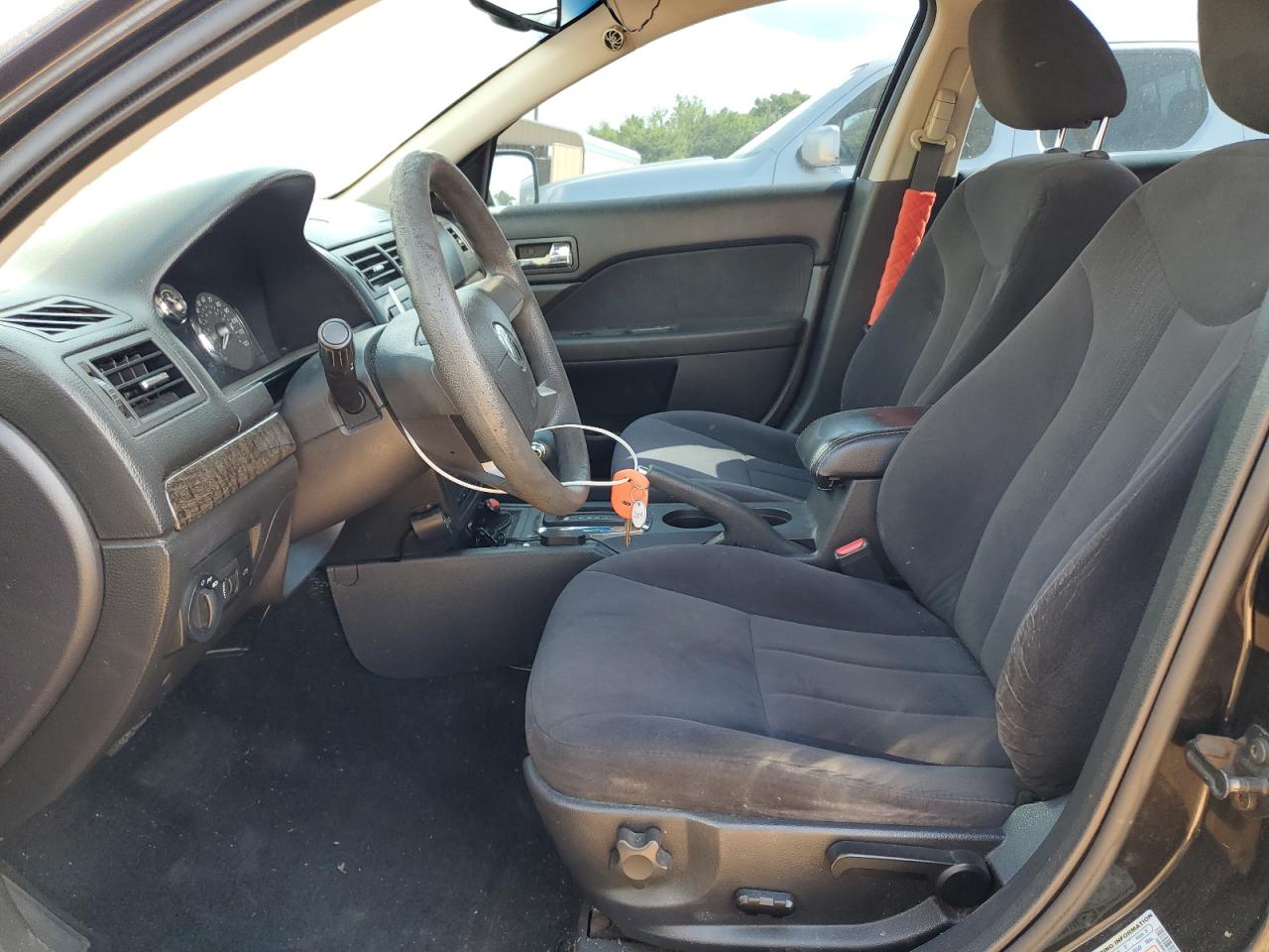 2009 Mercury Milan VIN: 3MEHM07Z09R624727 Lot: 56395555