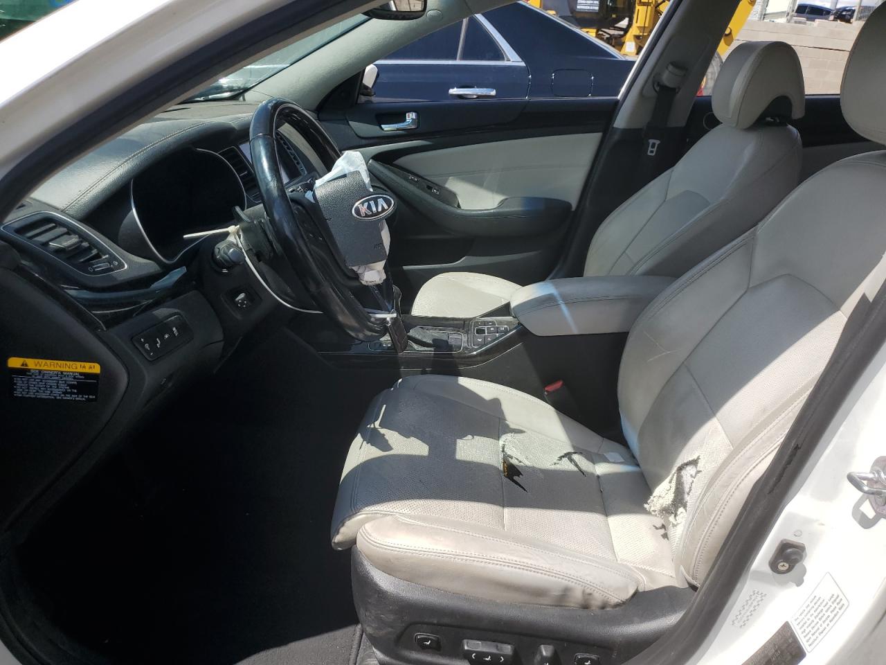 2014 Kia Cadenza Premium VIN: KNALN4D79E5135336 Lot: 55992905