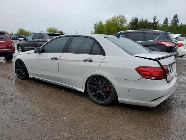 Седани MERCEDES-BENZ E-CLASS 2016 Чорний