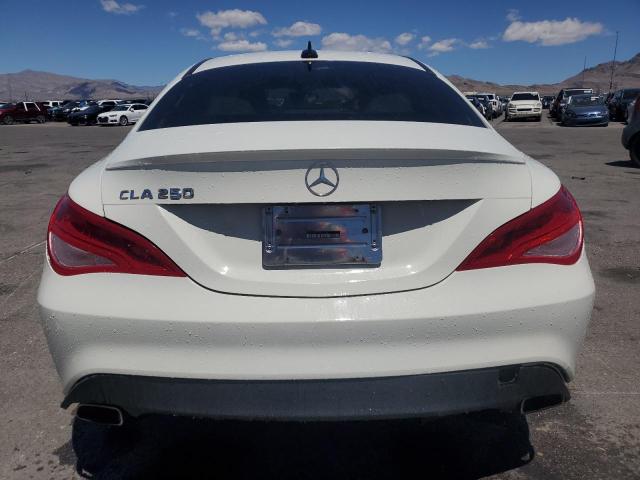  MERCEDES-BENZ CLA-CLASS 2015 Biały
