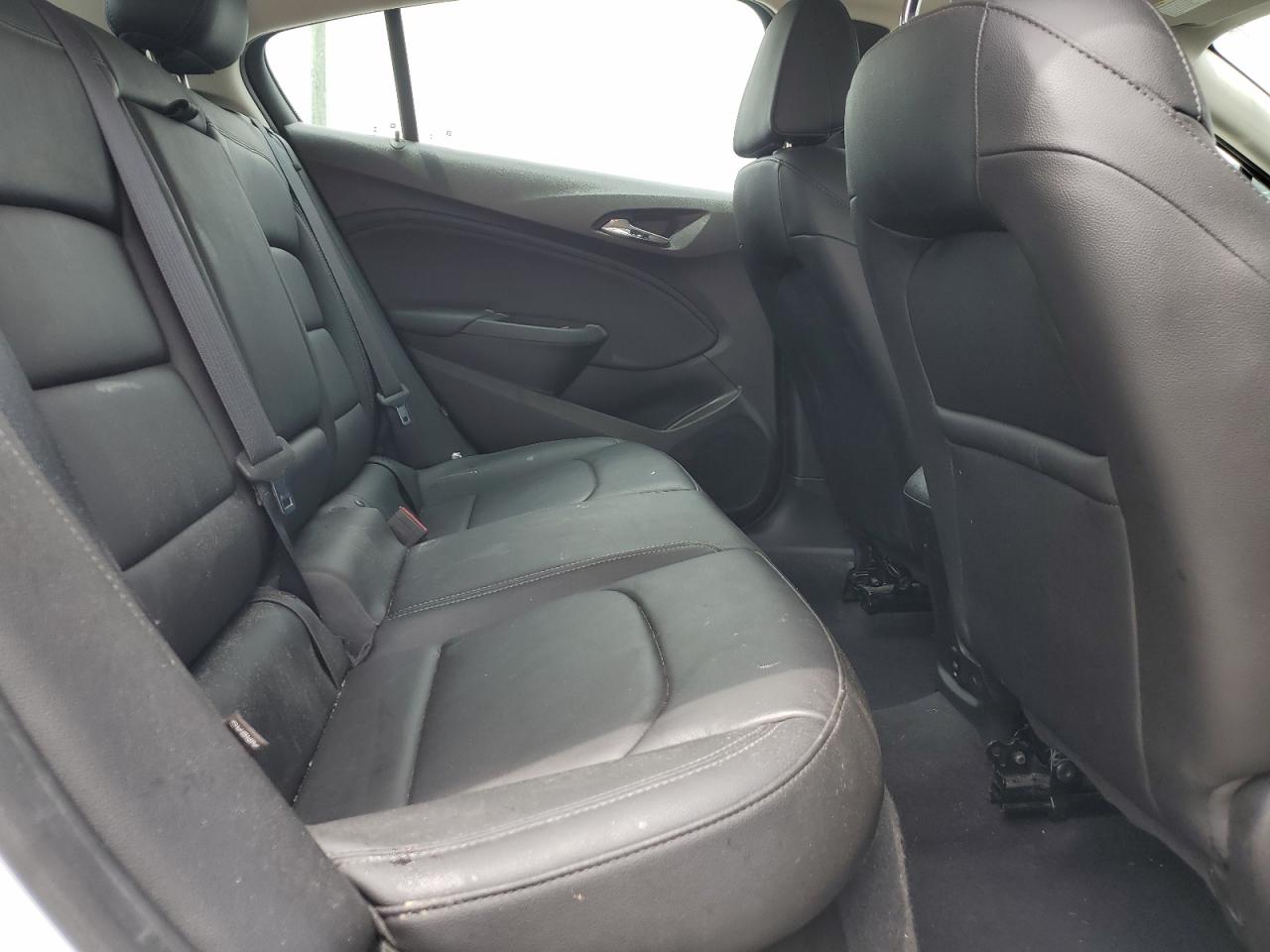 2018 Chevrolet Cruze Premier VIN: 3G1BF6SM2JS639770 Lot: 57398355