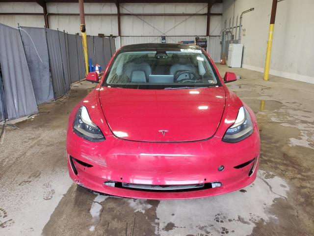 TESLA MODEL 3 2022 Czerwony