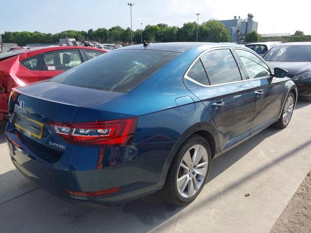2018 SKODA SUPERB SE