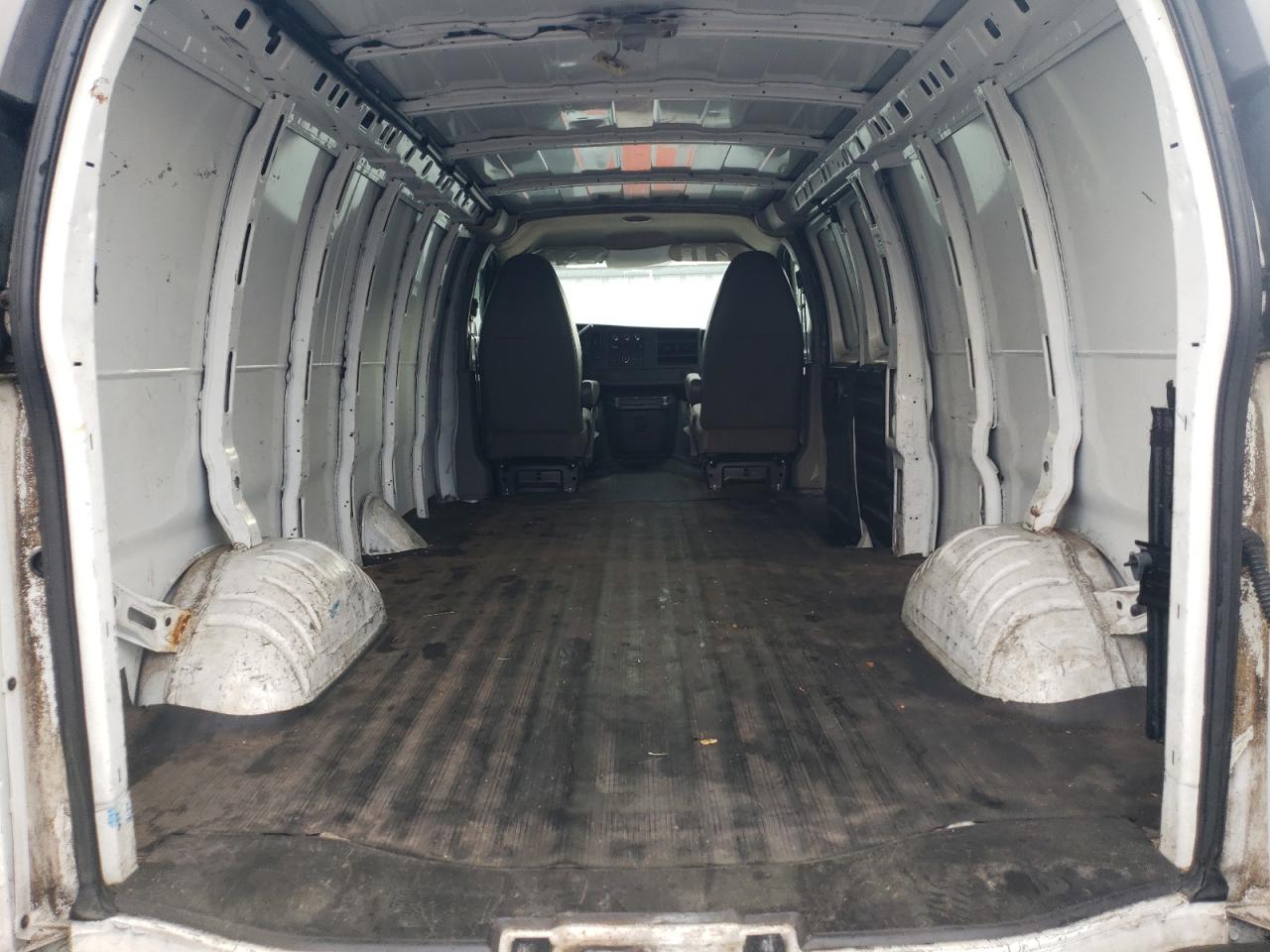 2011 Chevrolet Express G2500 VIN: 1GCWGGBAXB1142499 Lot: 54774575