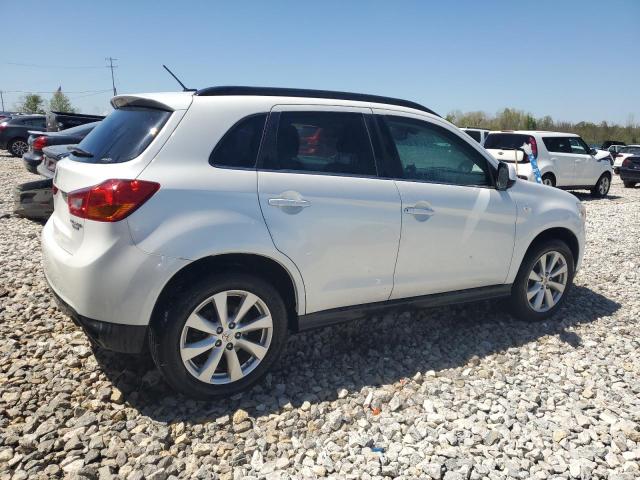  MITSUBISHI OUTLANDER 2015 Biały