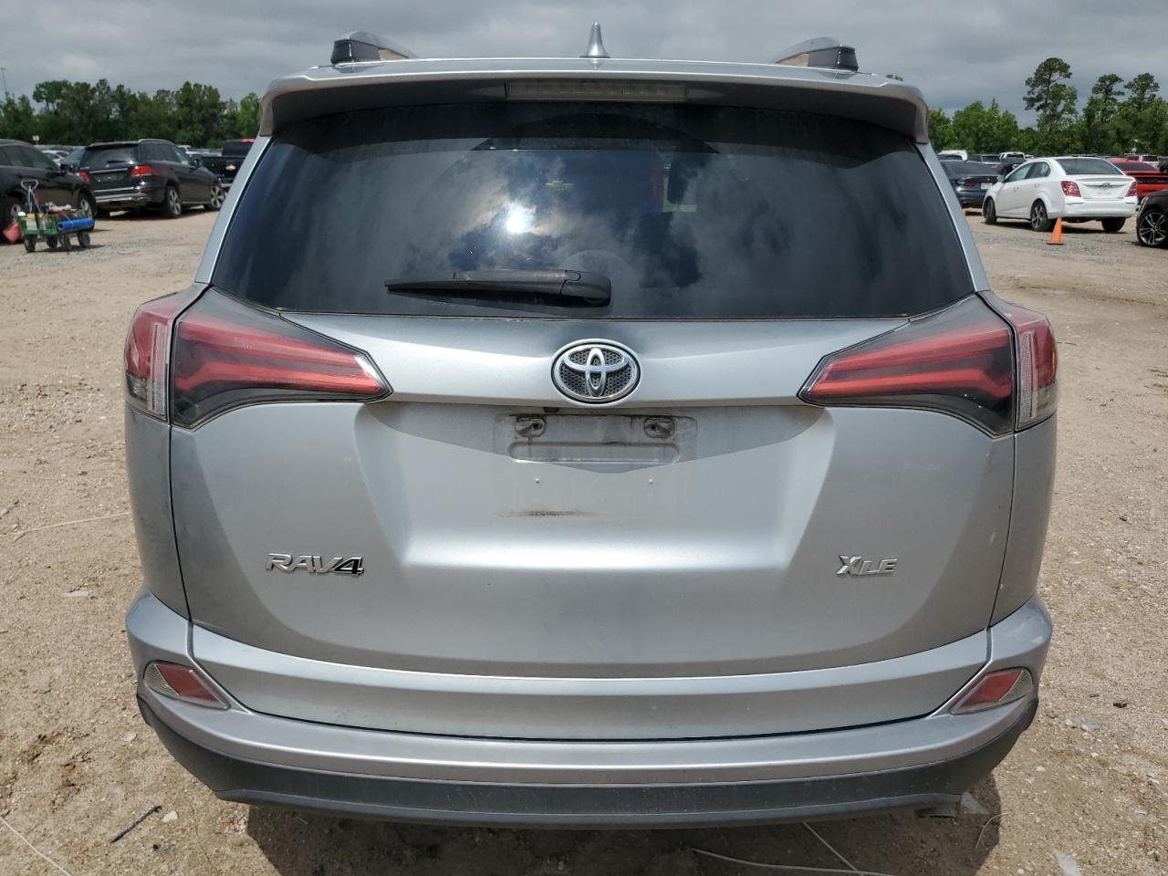 2017 Toyota Rav4 Le VIN: 2T3ZFREVXHW358535 Lot: 55829155