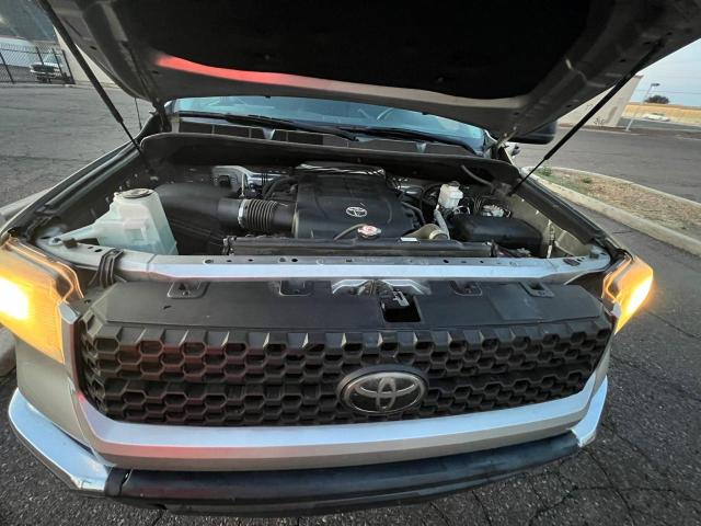  TOYOTA TUNDRA 2018 Silver