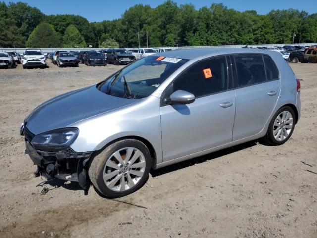 2014 Volkswagen Golf 