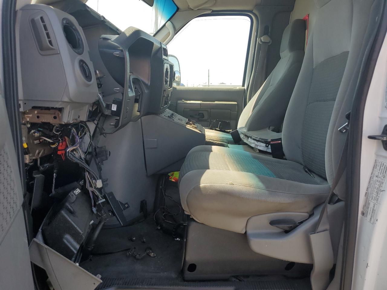 2010 Ford Econoline E350 Super Duty Van VIN: 1FDSS3EP6ADA32516 Lot: 58853225