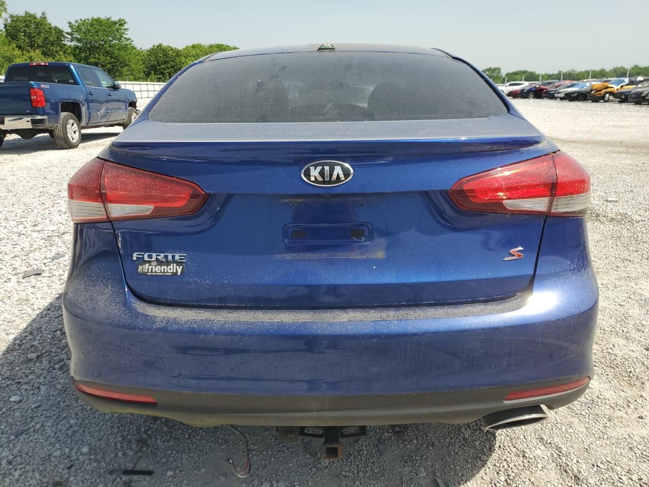 2017 Kia Forte Lx VIN: 3KPFL4A70HE055832 Lot: 56901065