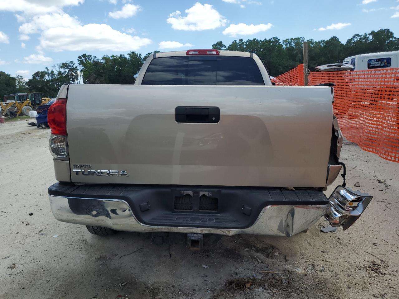 2007 Toyota Tundra Double Cab Sr5 VIN: 5TFRV541X7X015986 Lot: 56849875