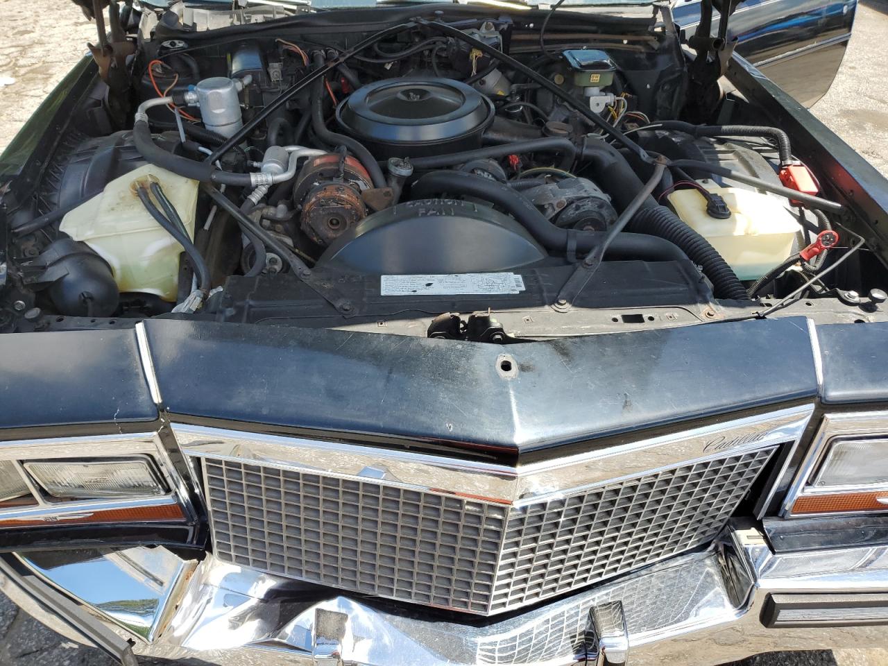 1988 Cadillac Brougham VIN: 1G6DW51Y1J9731375 Lot: 55673625