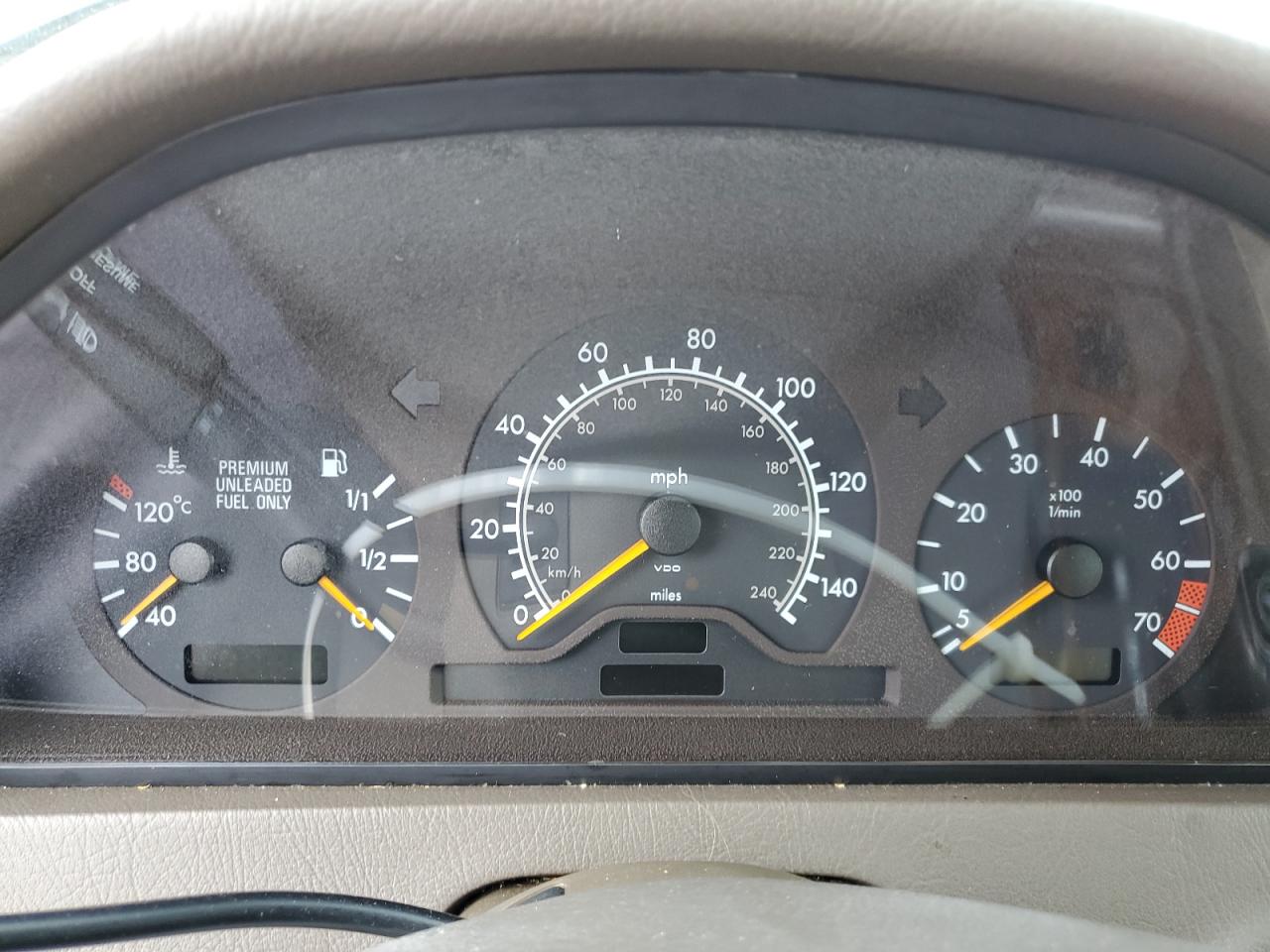1996 Mercedes-Benz C 220 VIN: WDBHA22E4TF351448 Lot: 55843975