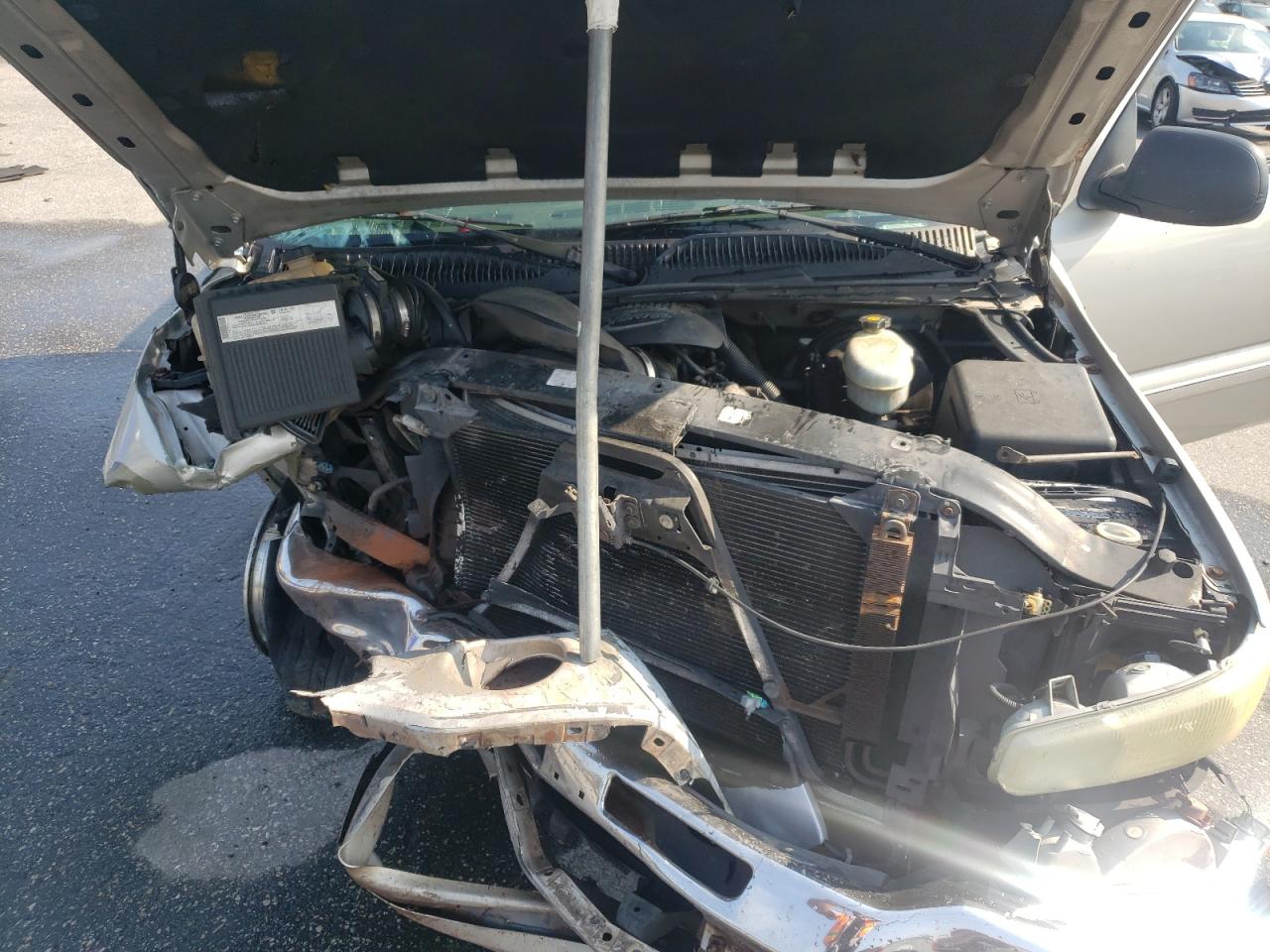2004 GMC New Sierra C1500 VIN: 2GTEC19V441216851 Lot: 56972605