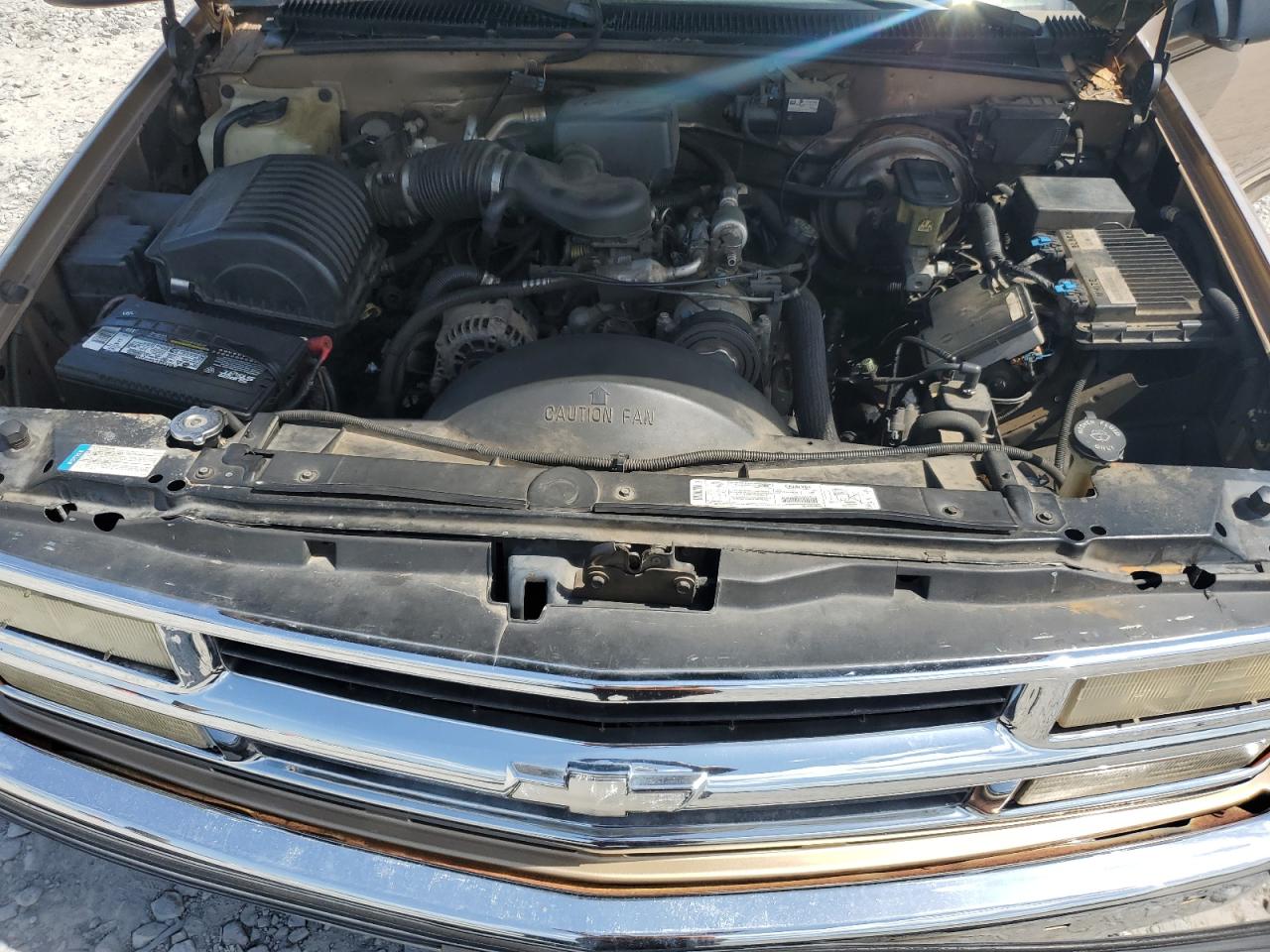 1999 Chevrolet Suburban C1500 VIN: 3GNEC16R6XG205408 Lot: 57169415