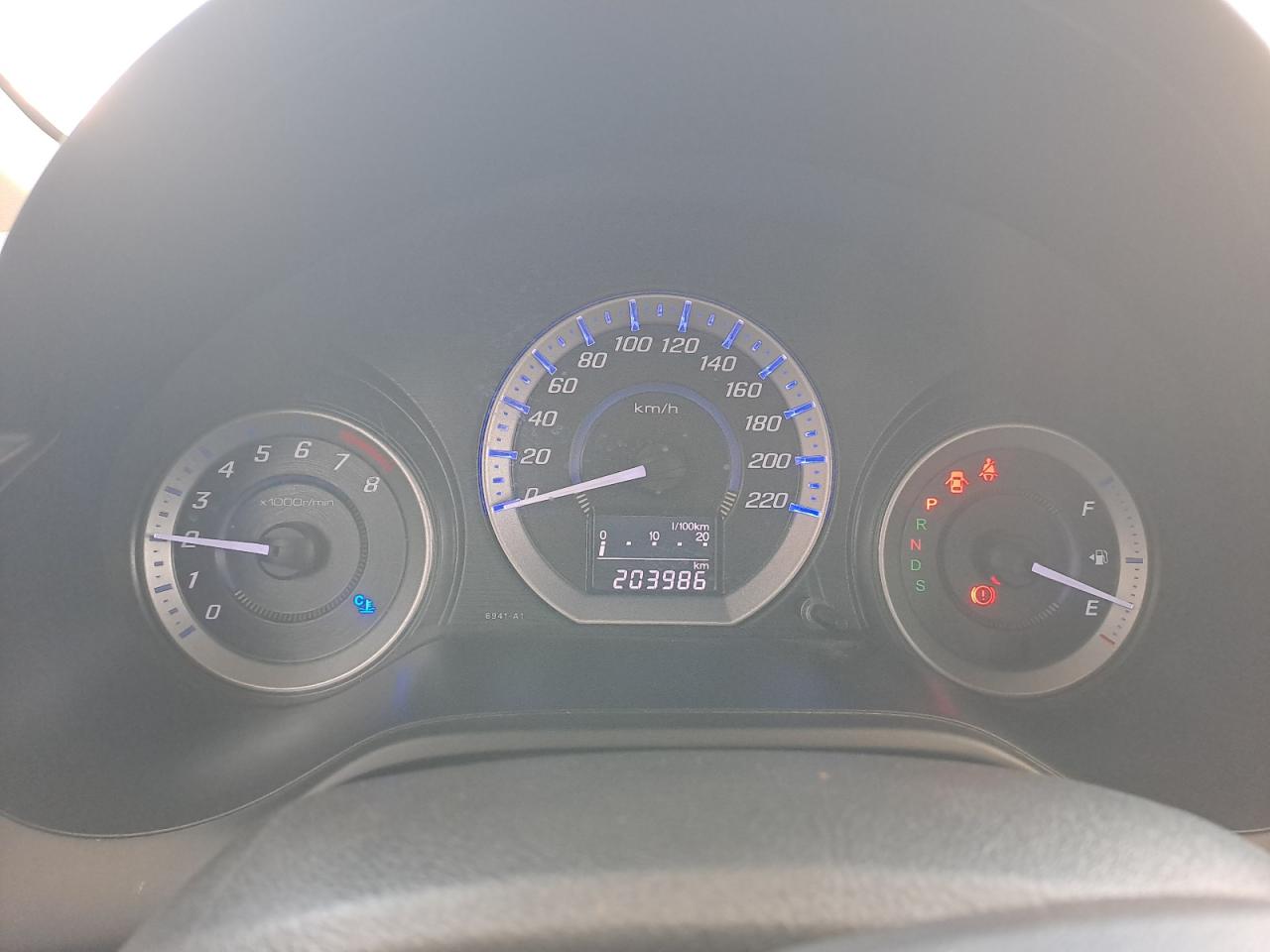 MRHGM2643DP030744 - 2004 Honda City - #54996395