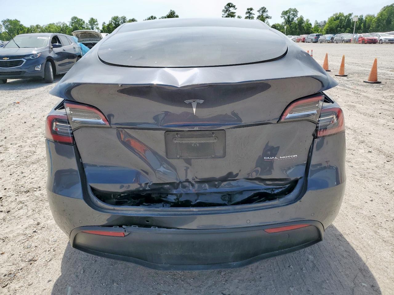 2021 Tesla Model Y VIN: 5YJYGDEF3MF215835 Lot: 57172365