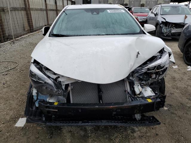Седаны TOYOTA COROLLA 2017 Белый