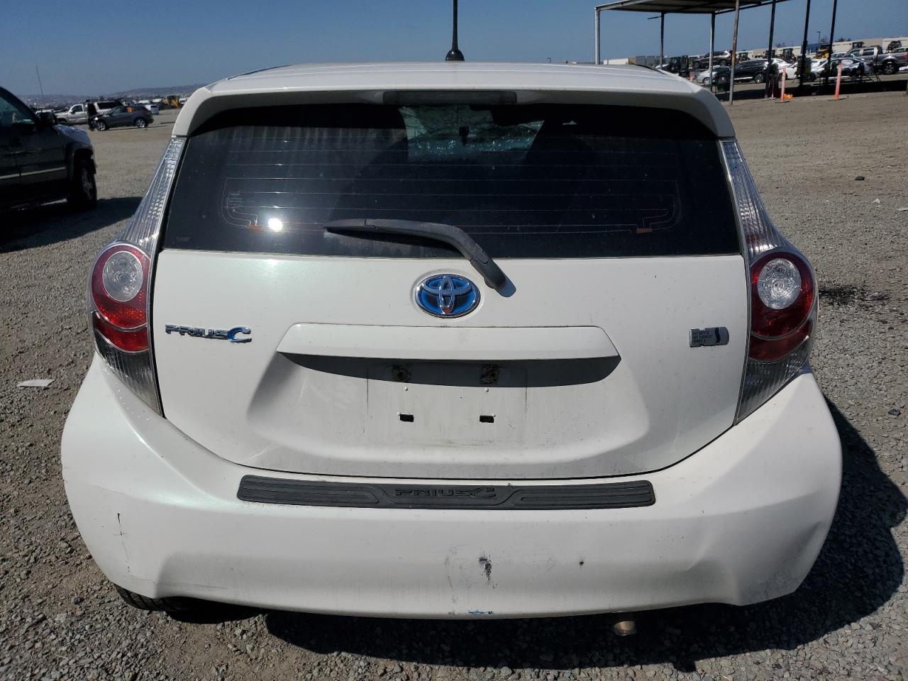 2013 Toyota Prius C VIN: JTDKDTB30D1552202 Lot: 56966135