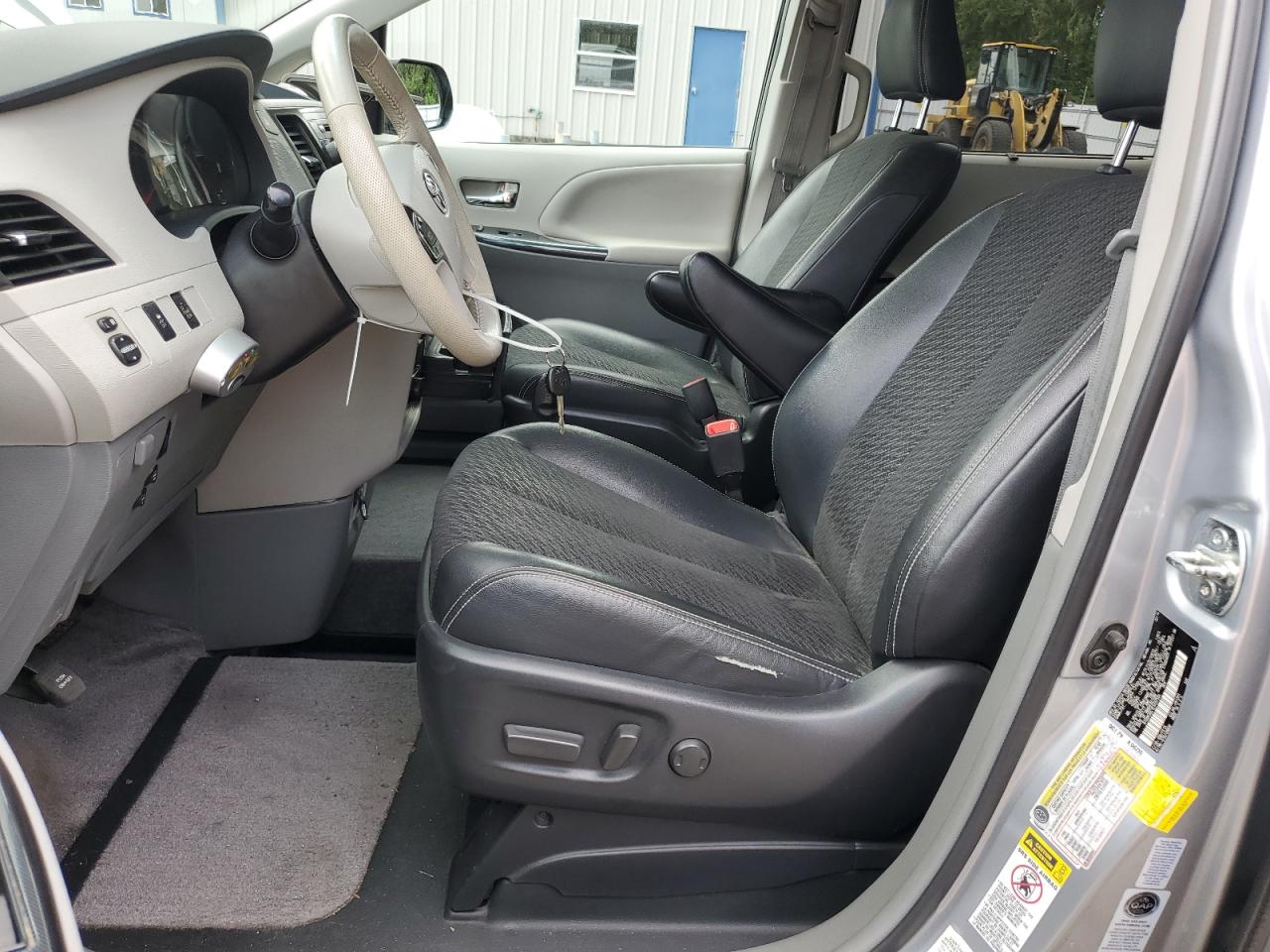 2014 Toyota Sienna Sport VIN: 5TDXK3DC1ES457564 Lot: 56986185