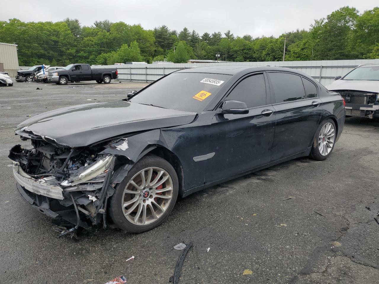 2014 Bmw 750 Lxi продається в Exeter, RI - Front End